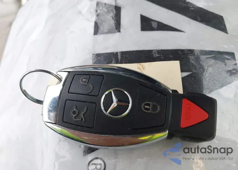 2016 Mercedes-Benz C 300 4Matic из США, поврежденный, VIN 55SWF4KB5GU138464